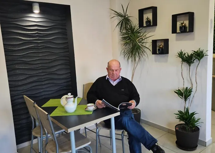 Sj - Bezkontaktowe Zameldowanie Motel