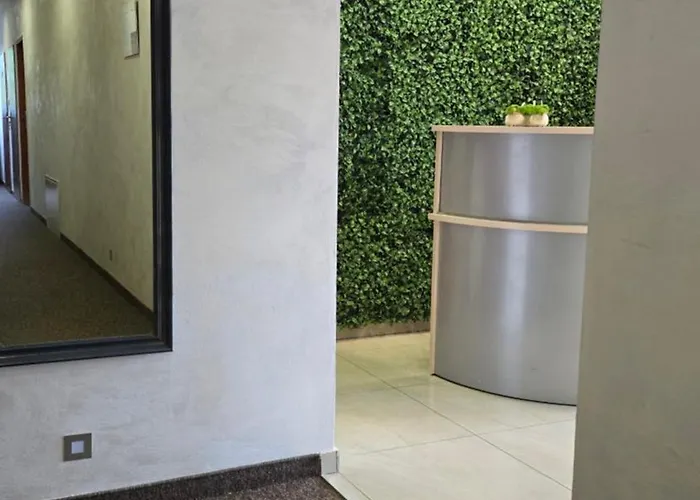 Sj - Bezkontaktowe Zameldowanie 汽车旅馆 罗兹